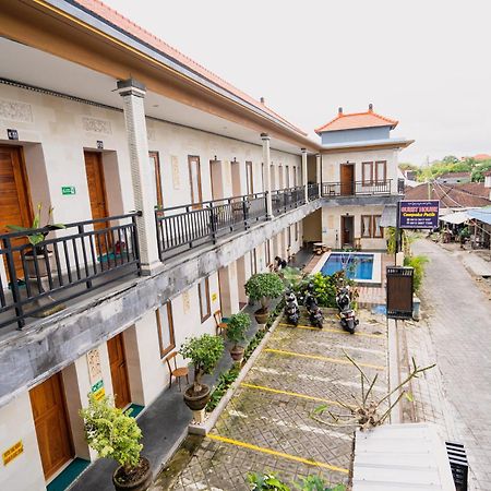 Guesthouse Cempaka Putih Seminyak Eksteriør bilde