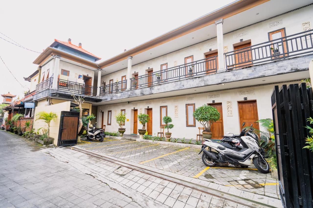 Guesthouse Cempaka Putih Seminyak Eksteriør bilde